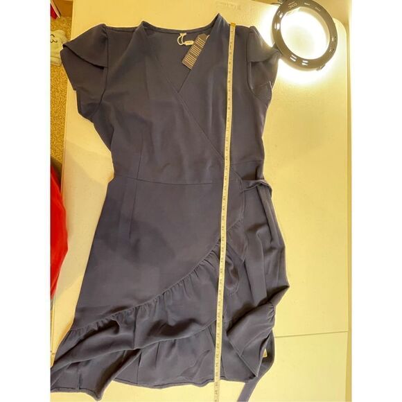 Sampeel women’s navy wrap dress size small NWT - Picture 5 of 7